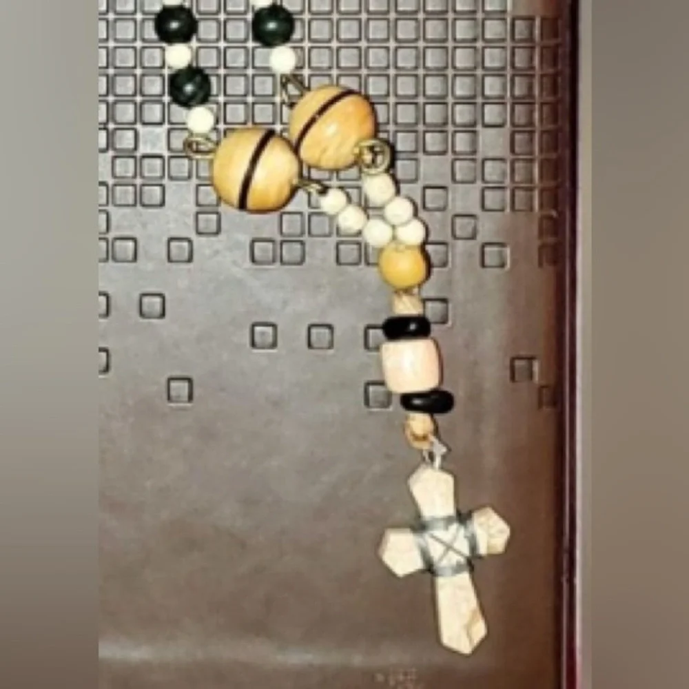 Handmade Hand Held Tan Wood & Green Jade Rosary Beaded Prayer Beads Purse Charm